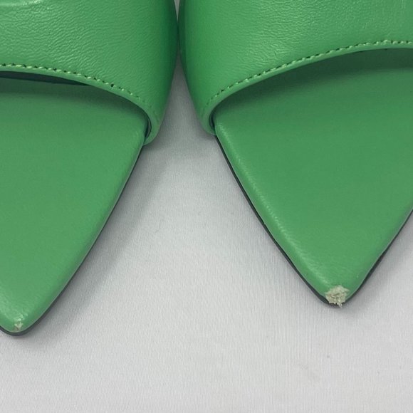 Marcel Mule in Acid Green - Picture 9 of 10